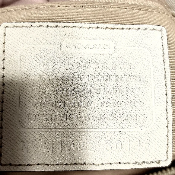 COACH white crossbody - Picture 2 of 15